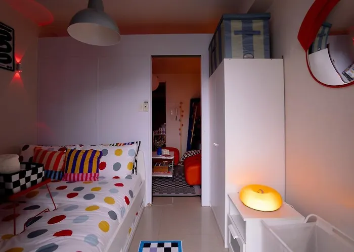 Cozy Bauhaus Space Near Moa & Airport Shore * Manila