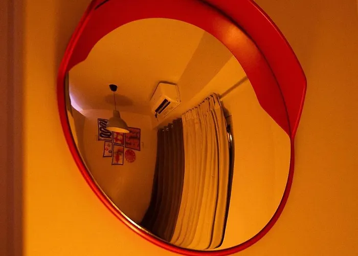 Cozy Bauhaus Space Near Moa & Airport Shore *