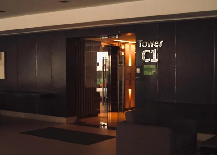 Cozy Bauhaus Space Near Moa & Airport Shore Manila